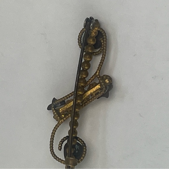 Antique Goldtone Brooch With Glass Beads - Picture 7 of 13